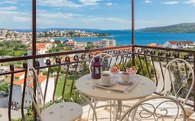 Apartments Loncar